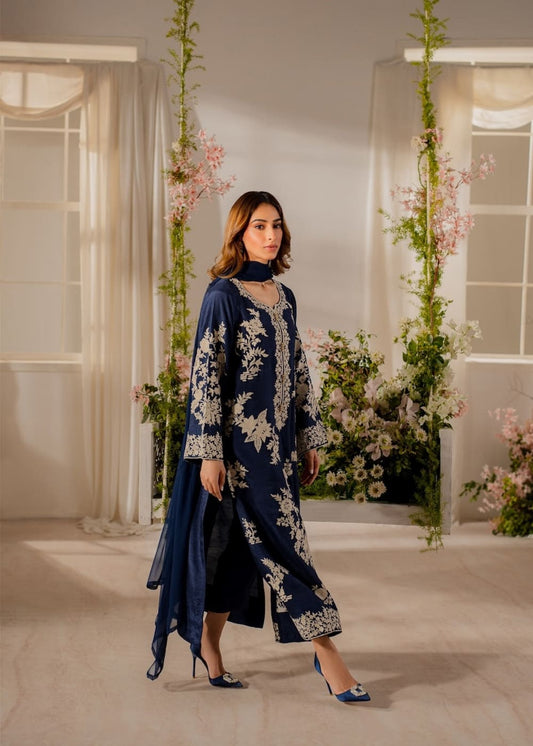 Zeenat embroidered 3PC Suit